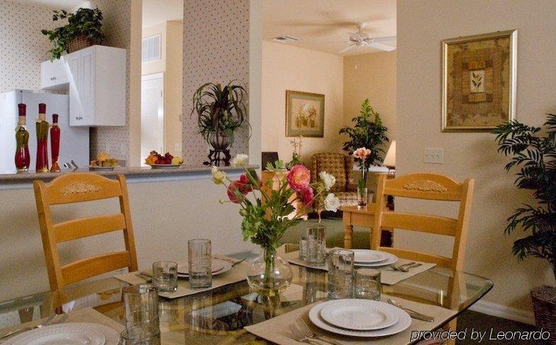 Greenlinks Golf Villas At Lely Resort Naples Manor Restoran gambar